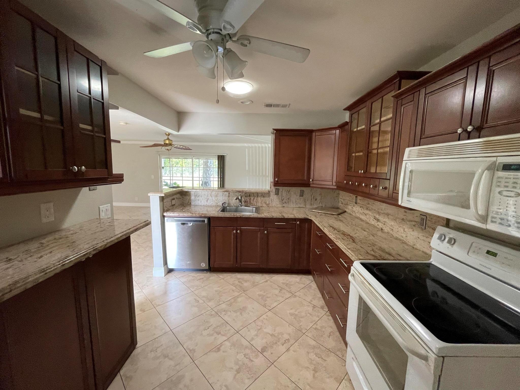 Homes for sale in Boca Raton, FL | 9319 Southampton Pl, Boca Raton, FL 33434 | MLS# R11097873
