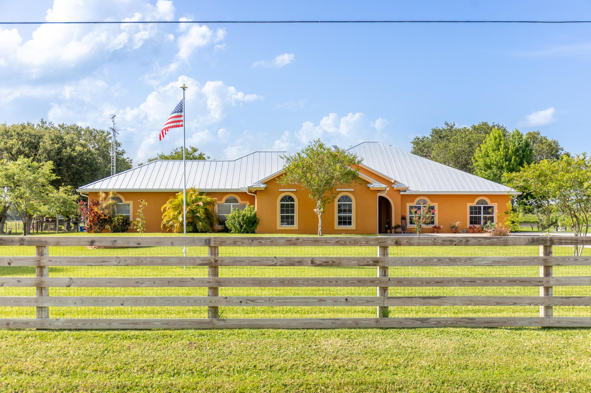 Homes for sale in Okeechobee, FL | 7611 Sw 21St Parkway, Okeechobee, FL 34974 | MLS# R11098037