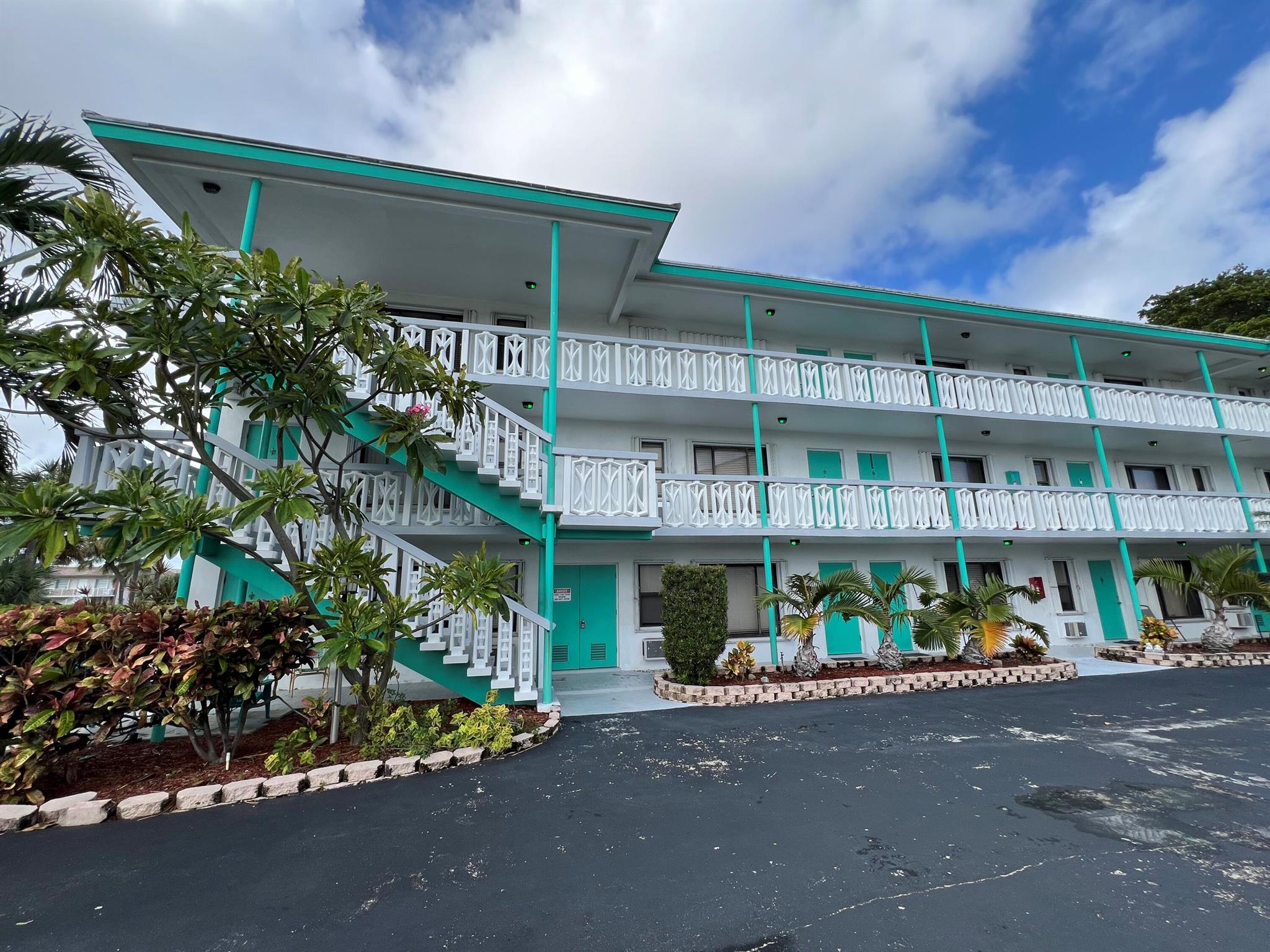 Showcase Image of listing 131 Shore Court A2
