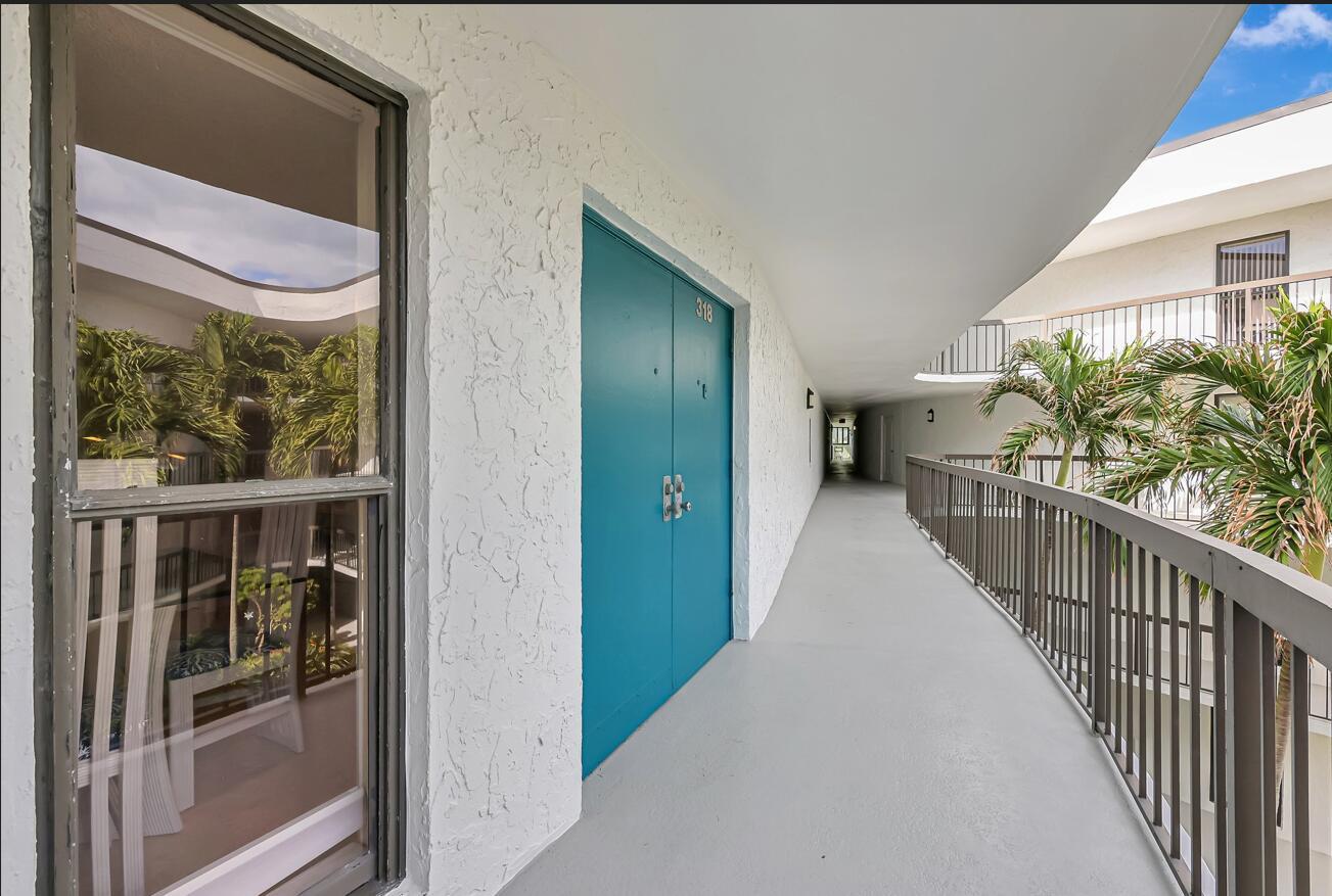 Homes for sale in Stuart, FL | 1357 Ne Ocean Boulevard #318, Stuart, FL 34996 | MLS# R11098087