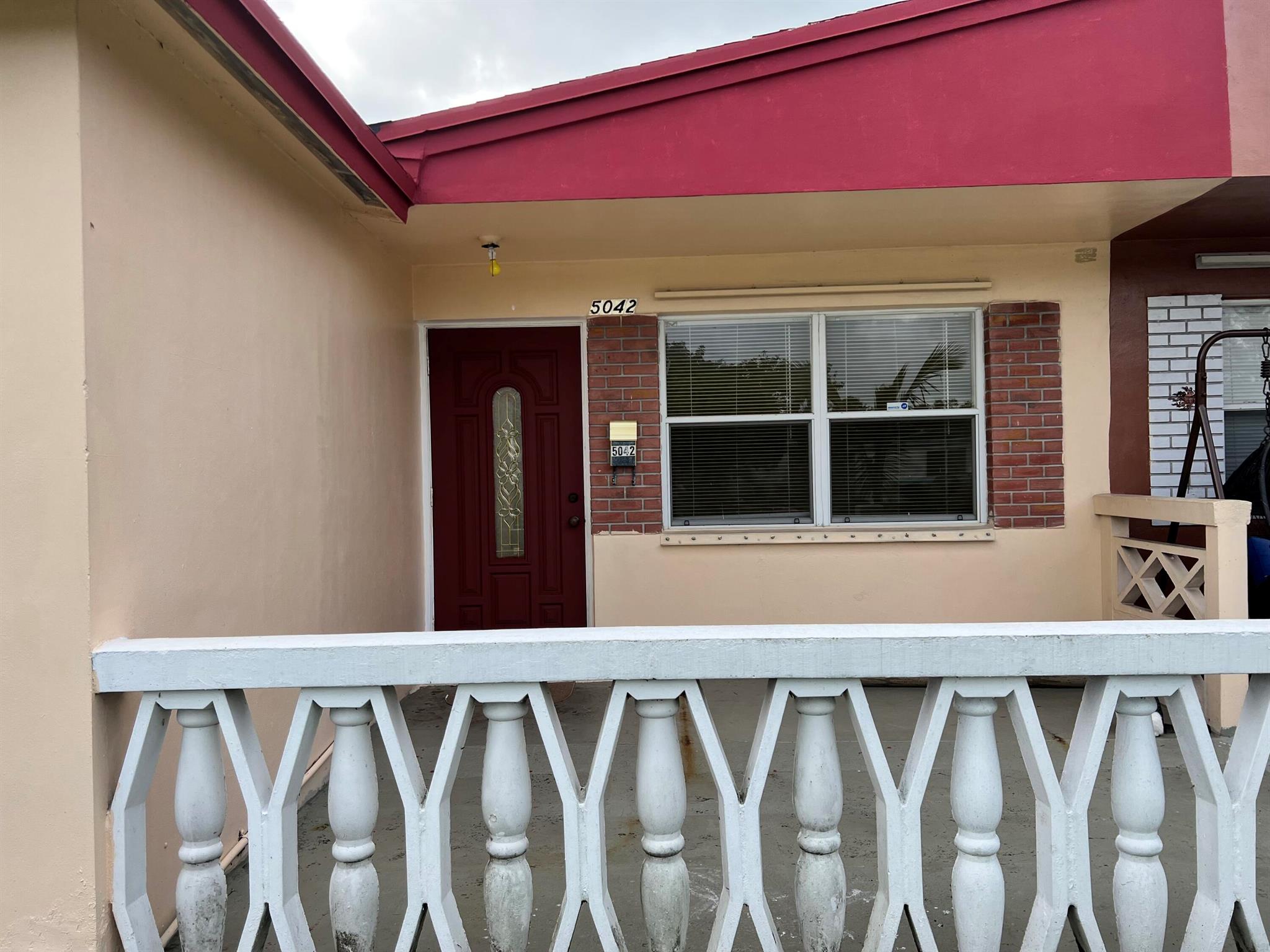 Homes for sale in West Palm Beach, FL | 5042 Eadie Pl, West Palm Beach, FL 33407 | MLS# R11098100