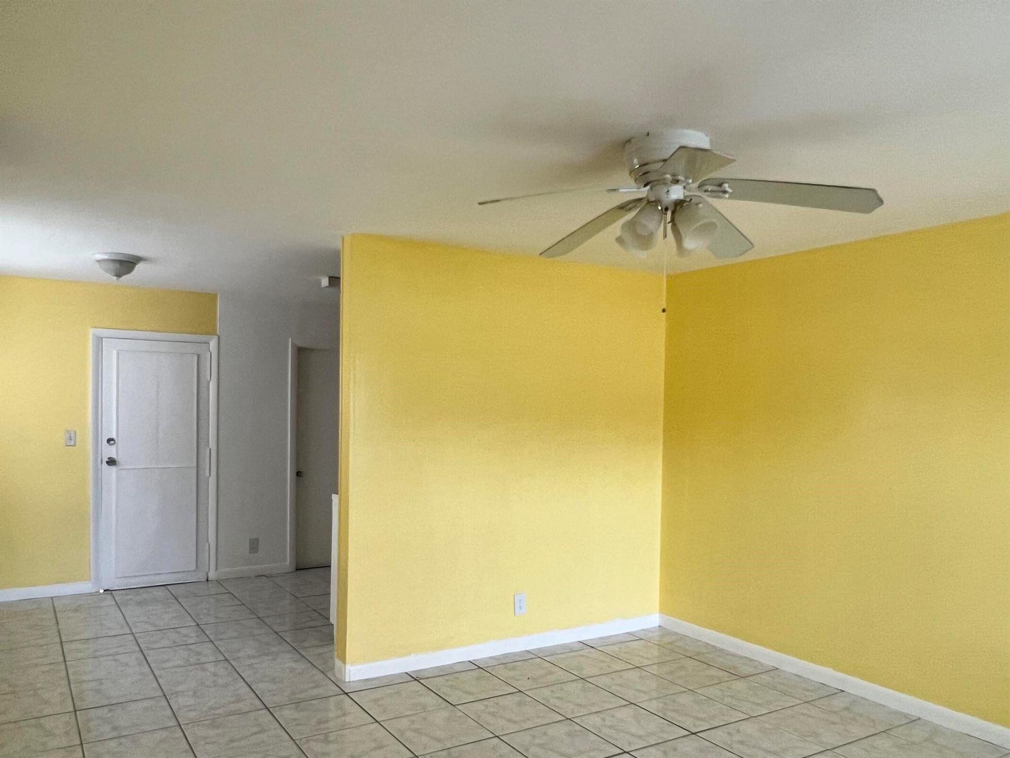 Homes for sale in West Palm Beach, FL | 5042 Eadie Pl, West Palm Beach, FL 33407 | MLS# R11098100