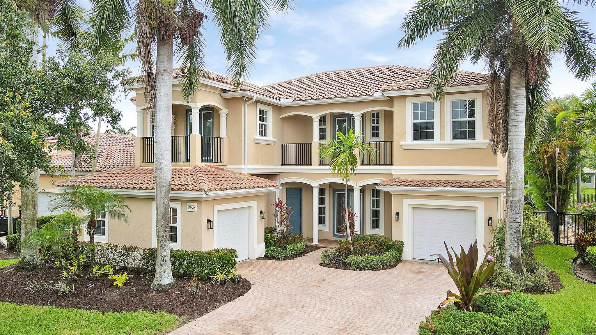 Homes for sale in Palm City, FL | 5605 Sw Gray Fox Dr, Palm City, FL 34990 | MLS# R11098114