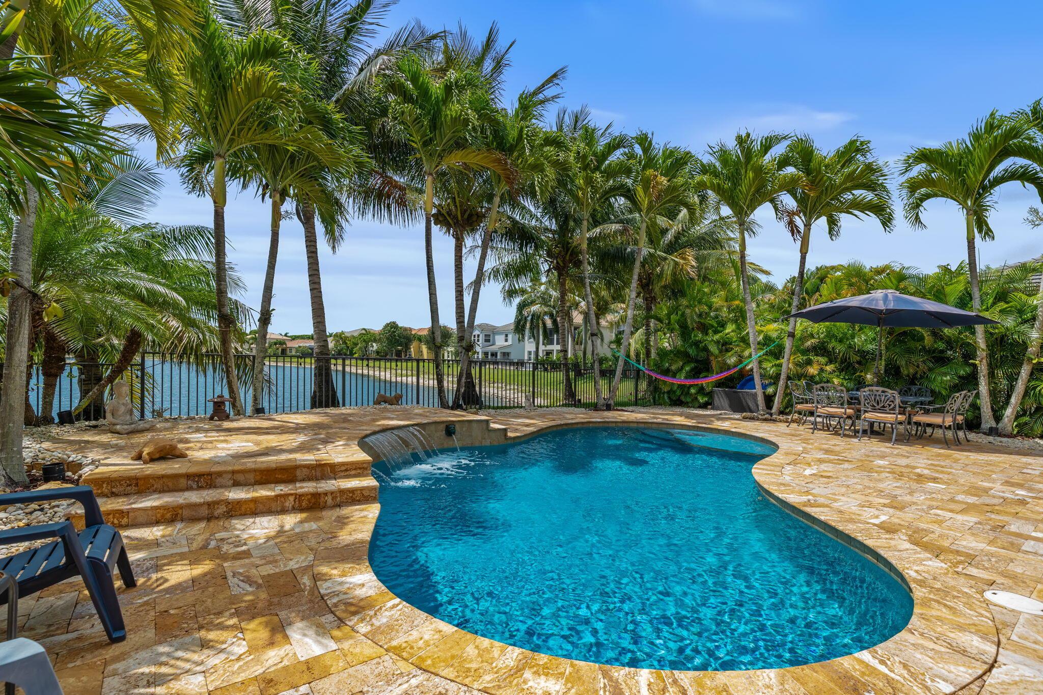 House for Sale in Wellington, FL