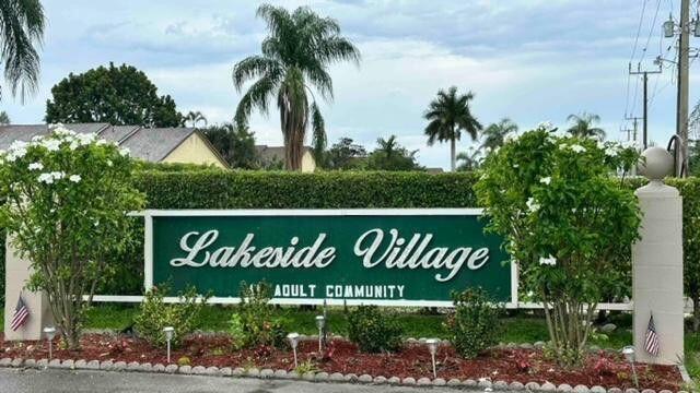 705 Lori Drive Unit 104, Palm Springs, Florida 33461