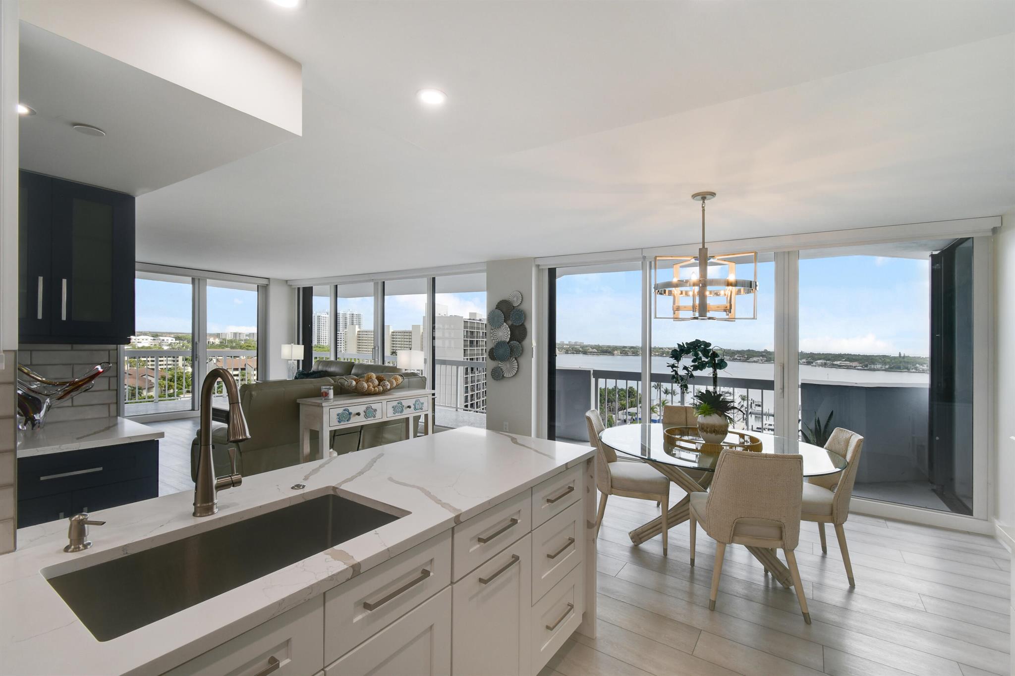 Image to showcase the property located at 123 Lakeshore Drive 1145