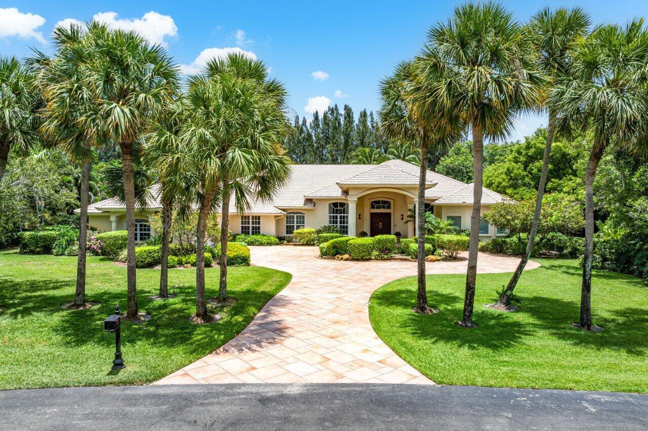 House for Sale in Delray Beach, FL
