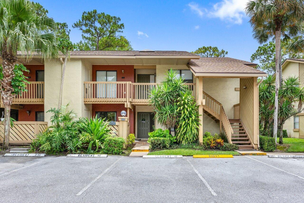 13105 Belhaven Court Unit 15, Wellington, Florida 33414