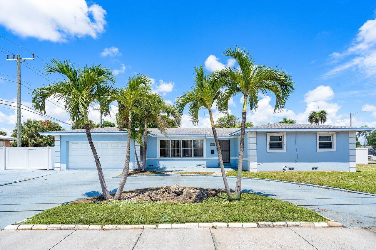 1209 Australian Avenue, West Palm Beach, Florida 33401
