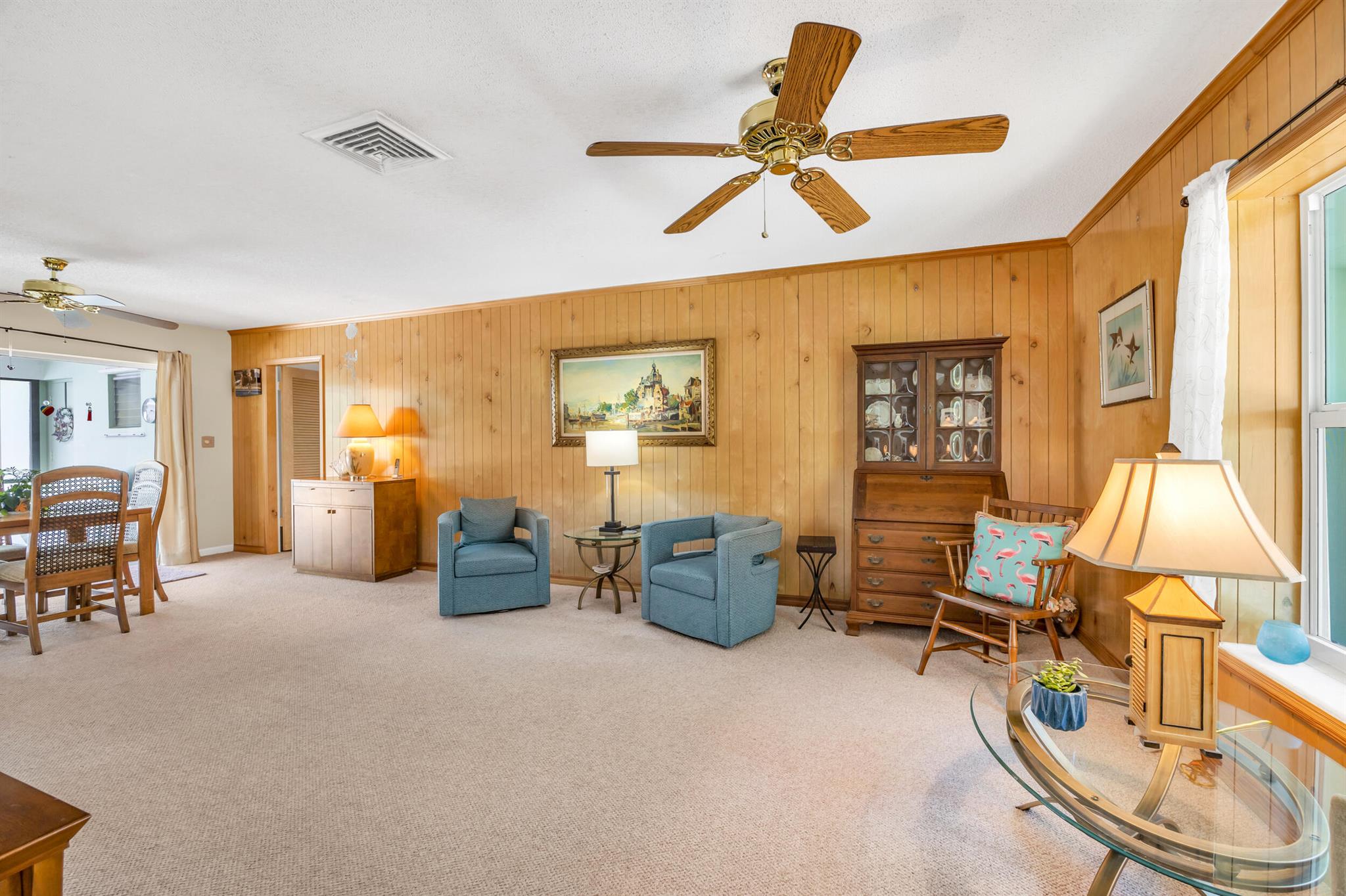 Image to showcase the property located at 313 Country Club Drive