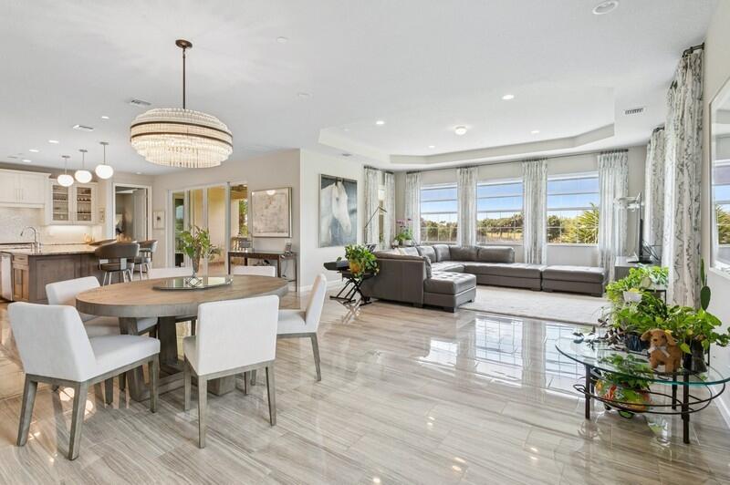 Image to showcase the property located at 242 Tresana Boulevard 70