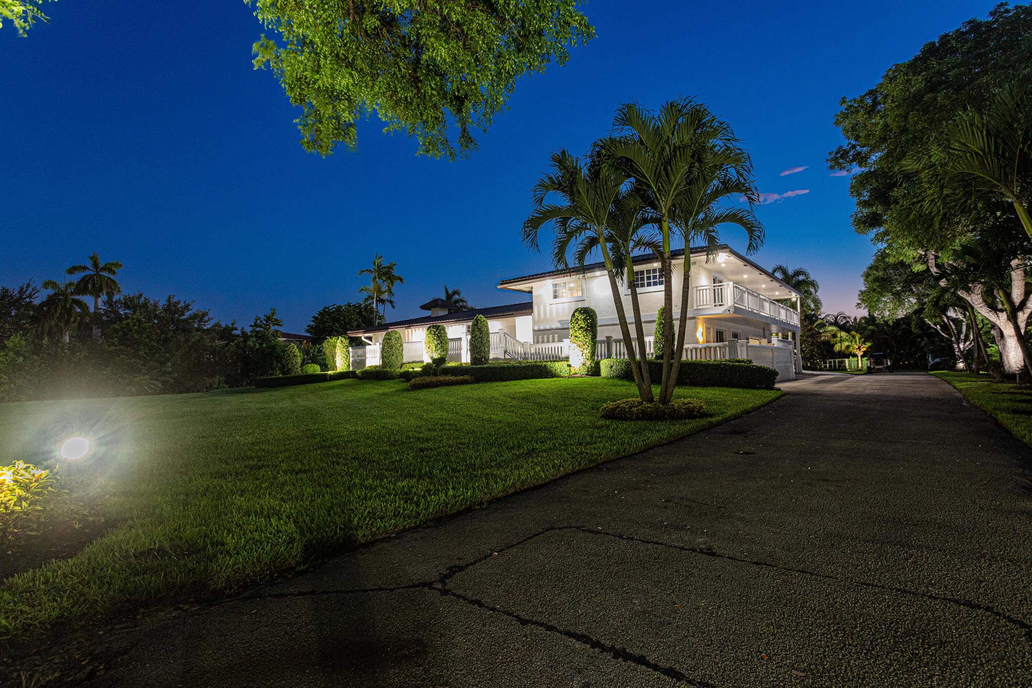 875 120th Avenue, Plantation, Florida 33325