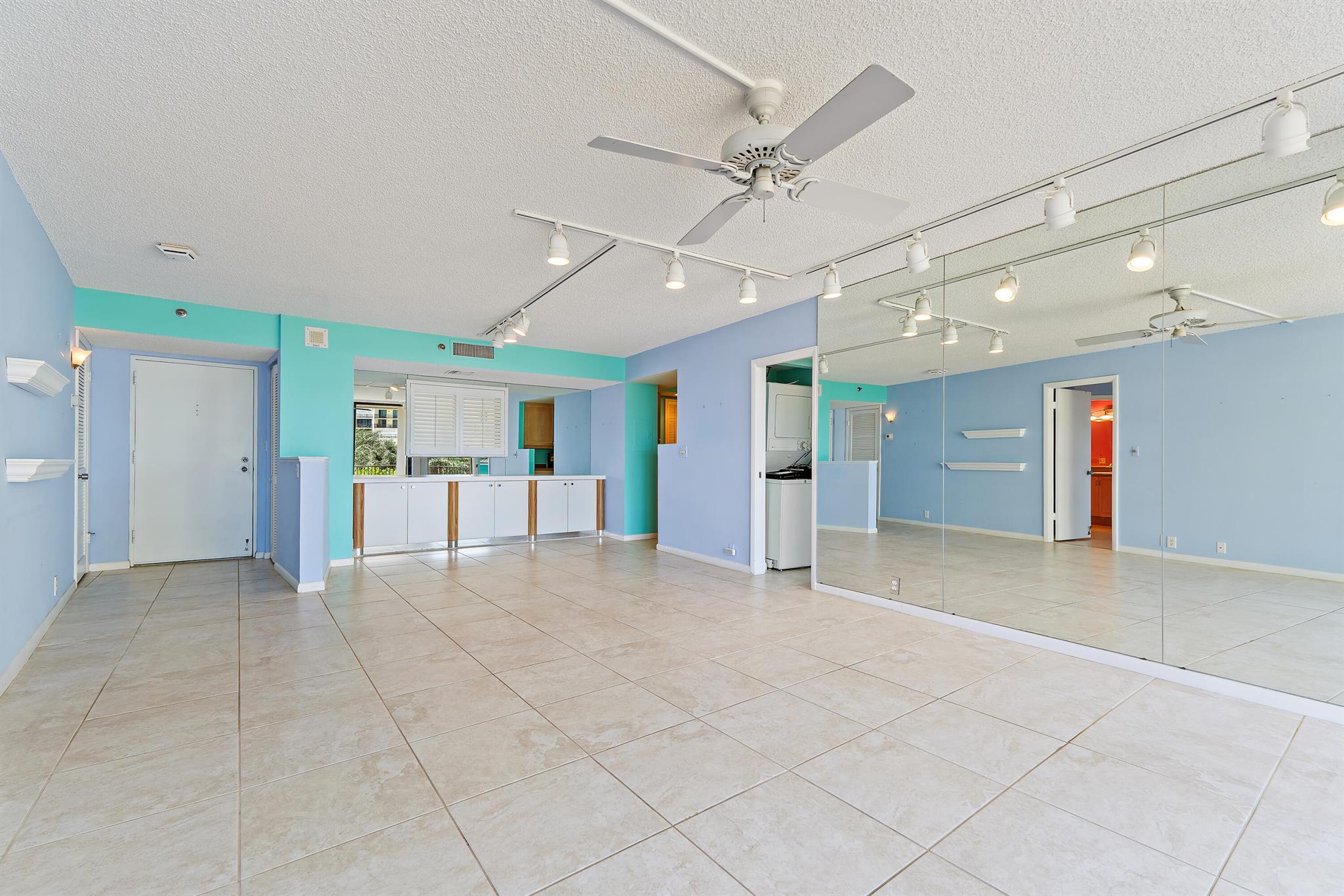 Image to showcase the property located at 300 Ocean Trail Way 102