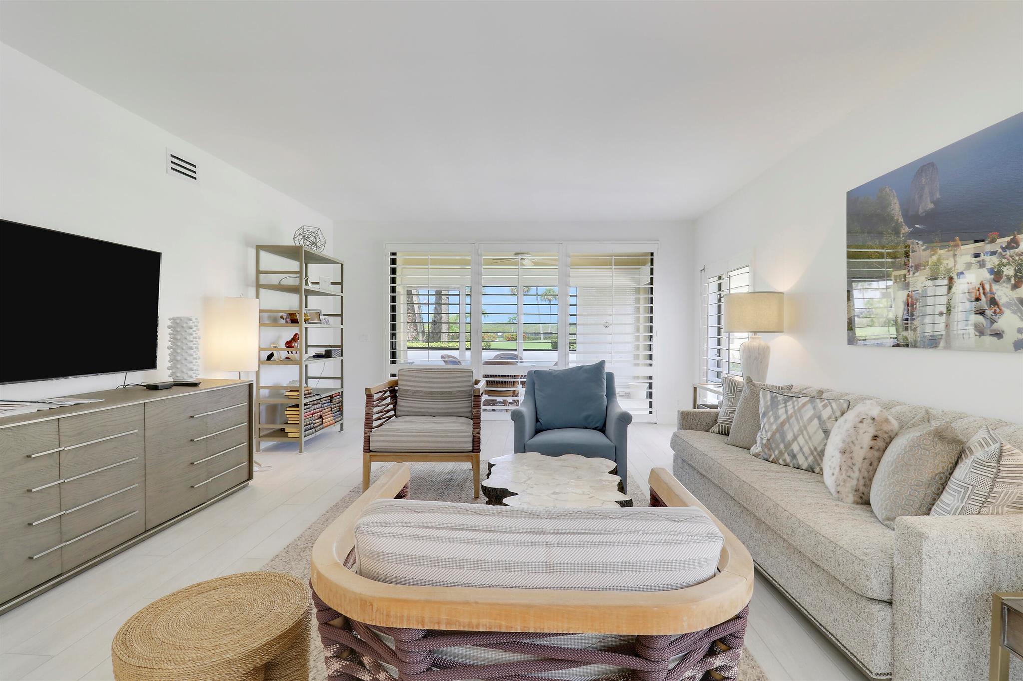 Image to showcase the property located at 275 Beach Road A101