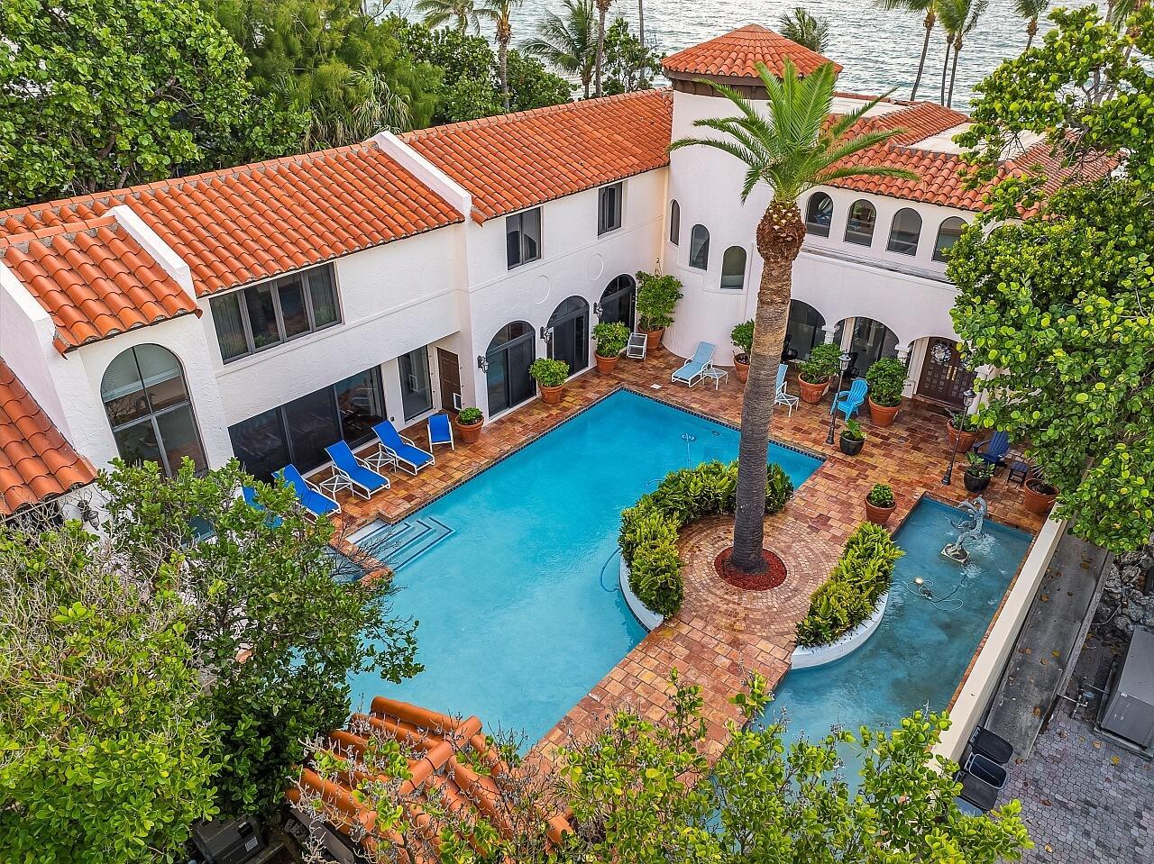 House for Rent in Manalapan, FL