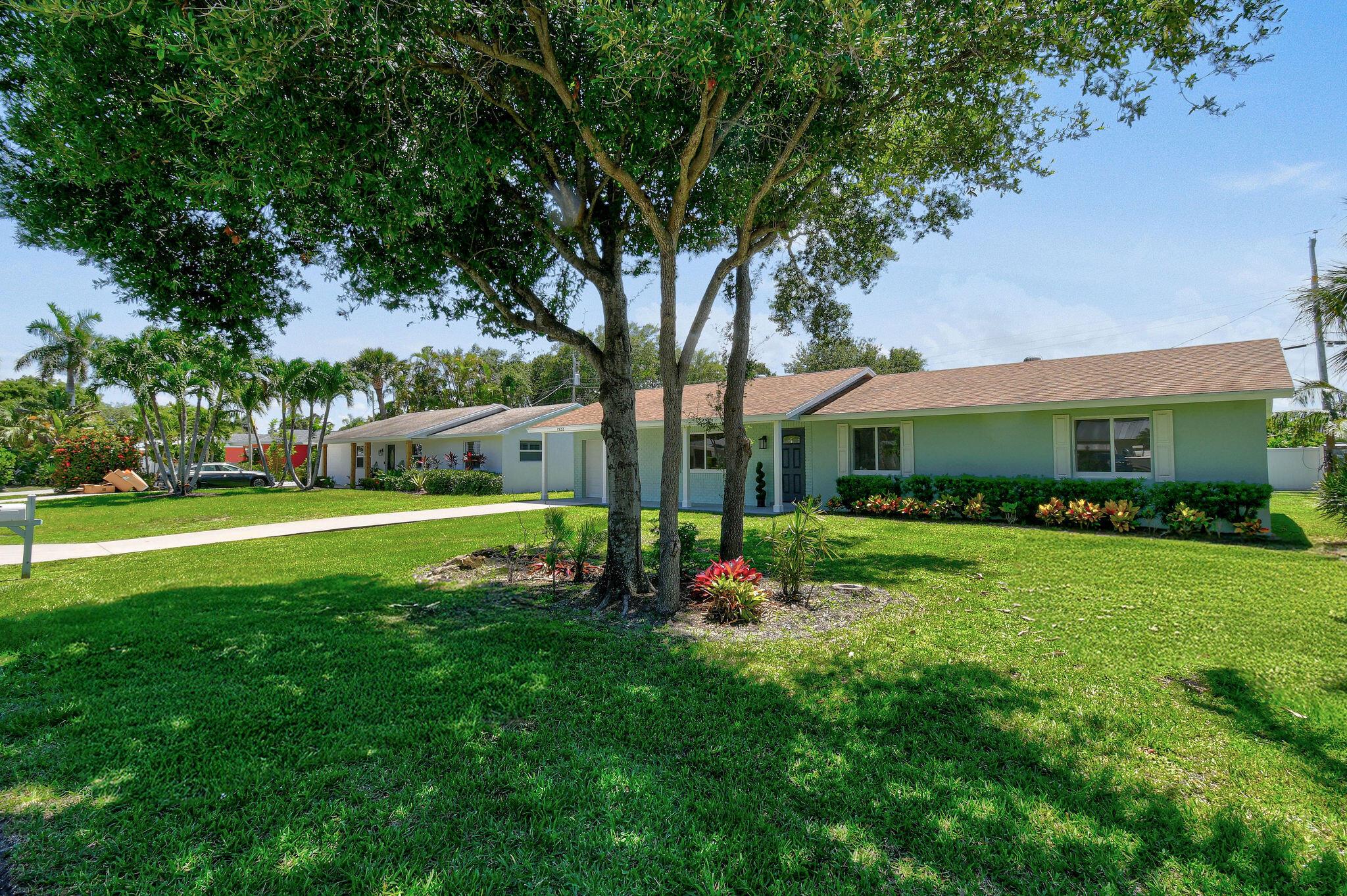 1522 Lance Road, Jupiter, Florida 33469