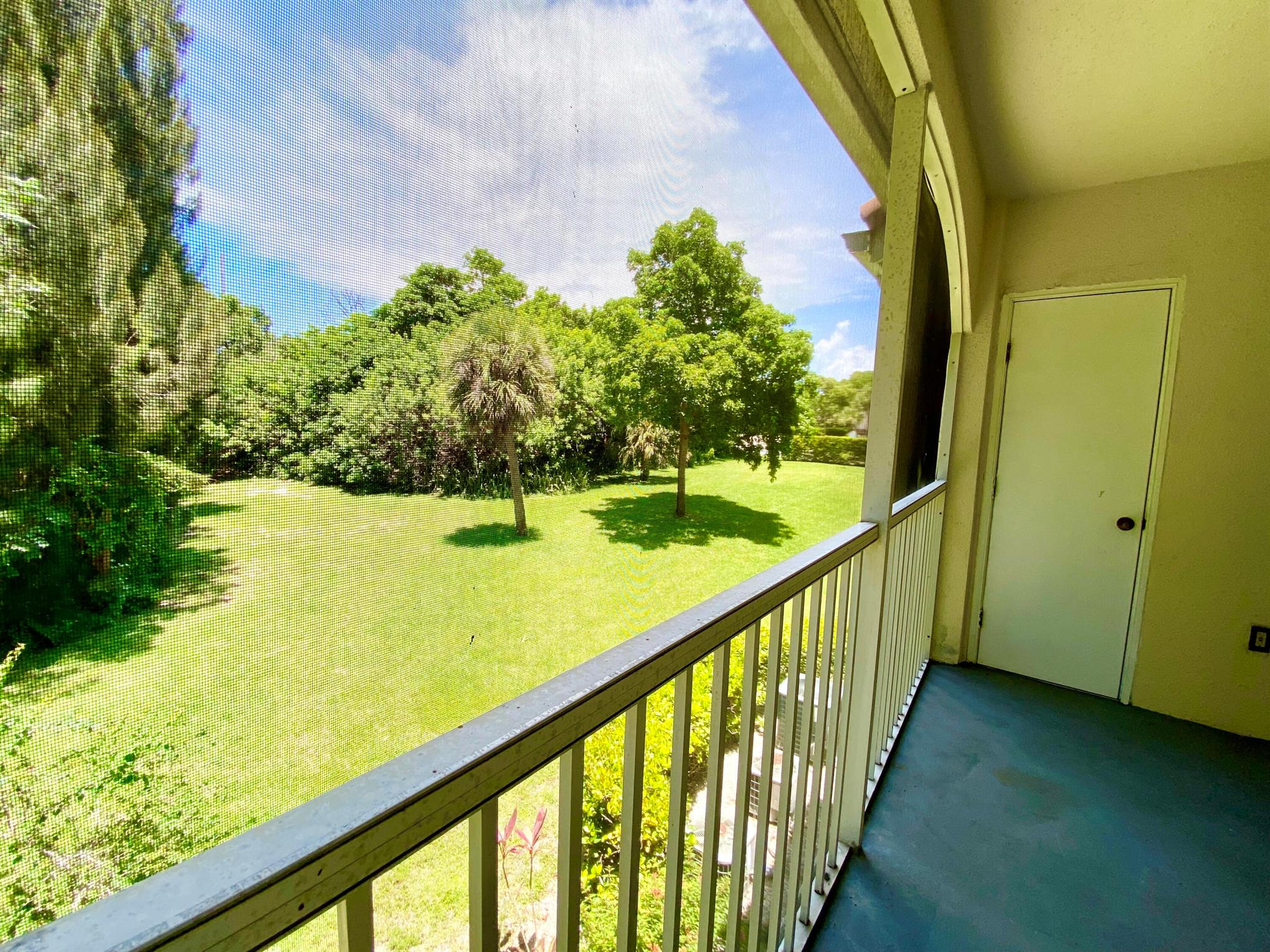 Homes for sale in Boynton Beach, FL | 815 W Boynton Beach Boulevard #16-201, Boynton Beach, FL 33426 | MLS# R11101544