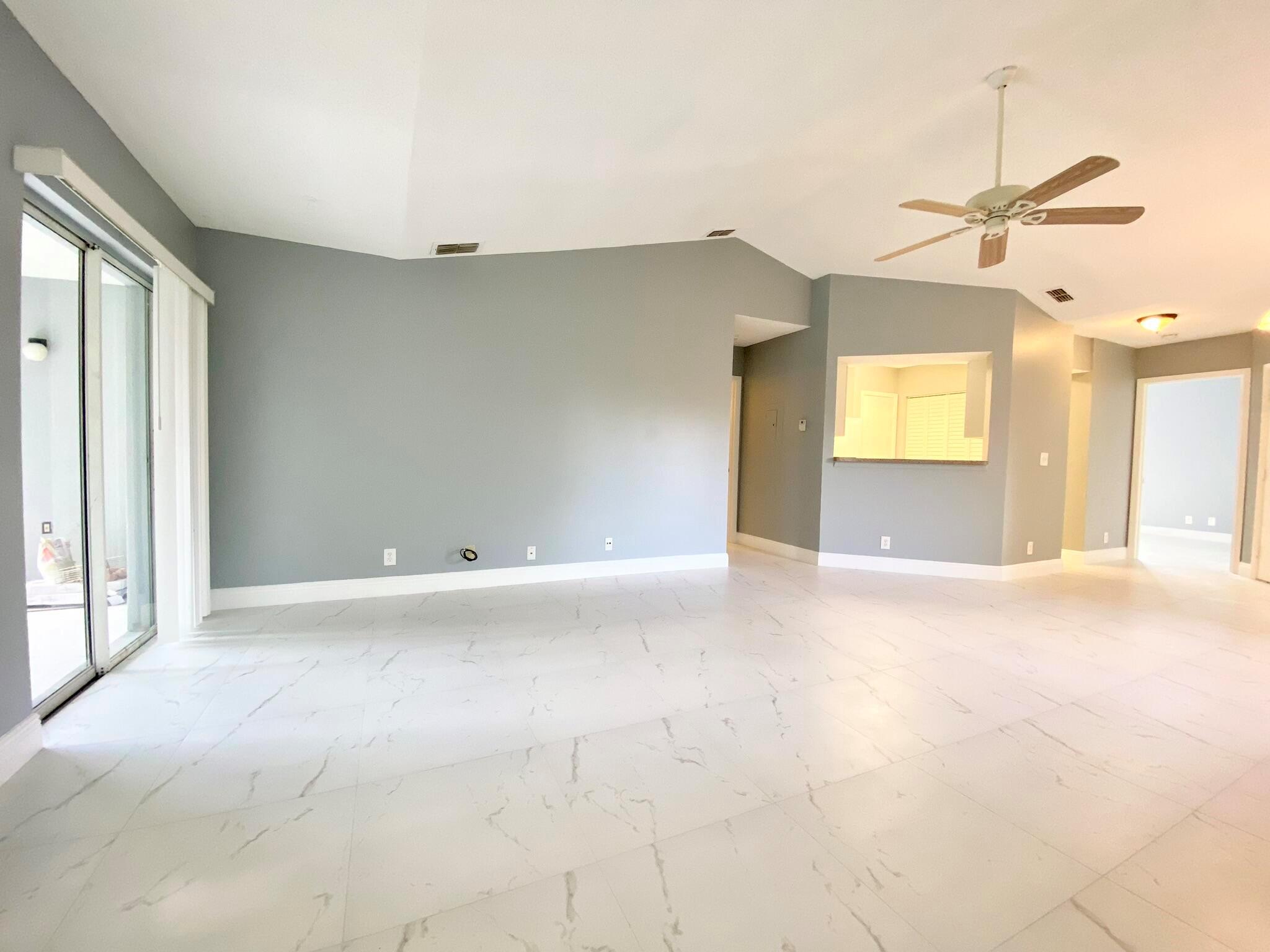 Homes for sale in Boynton Beach, FL | 815 W Boynton Beach Boulevard #16-201, Boynton Beach, FL 33426 | MLS# R11101544