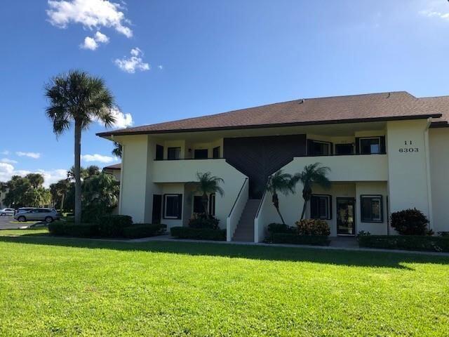 6303 Williamsburg Drive Unit 201, Hobe Sound, Florida 33455