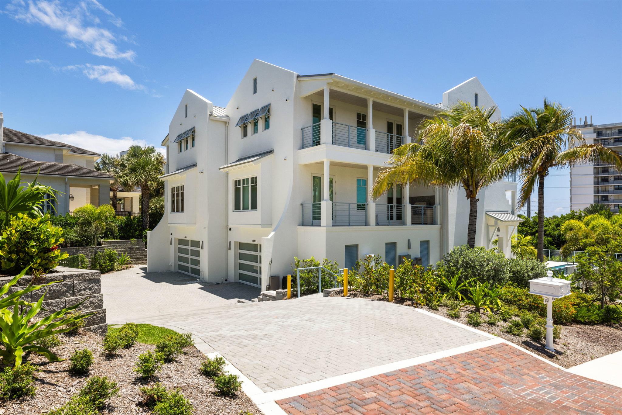 Image to showcase the property located at 461 Venus Drive 1