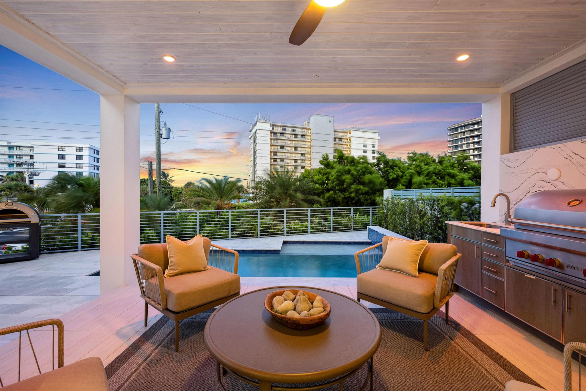 Image to showcase the property located at 461 Venus Drive 1