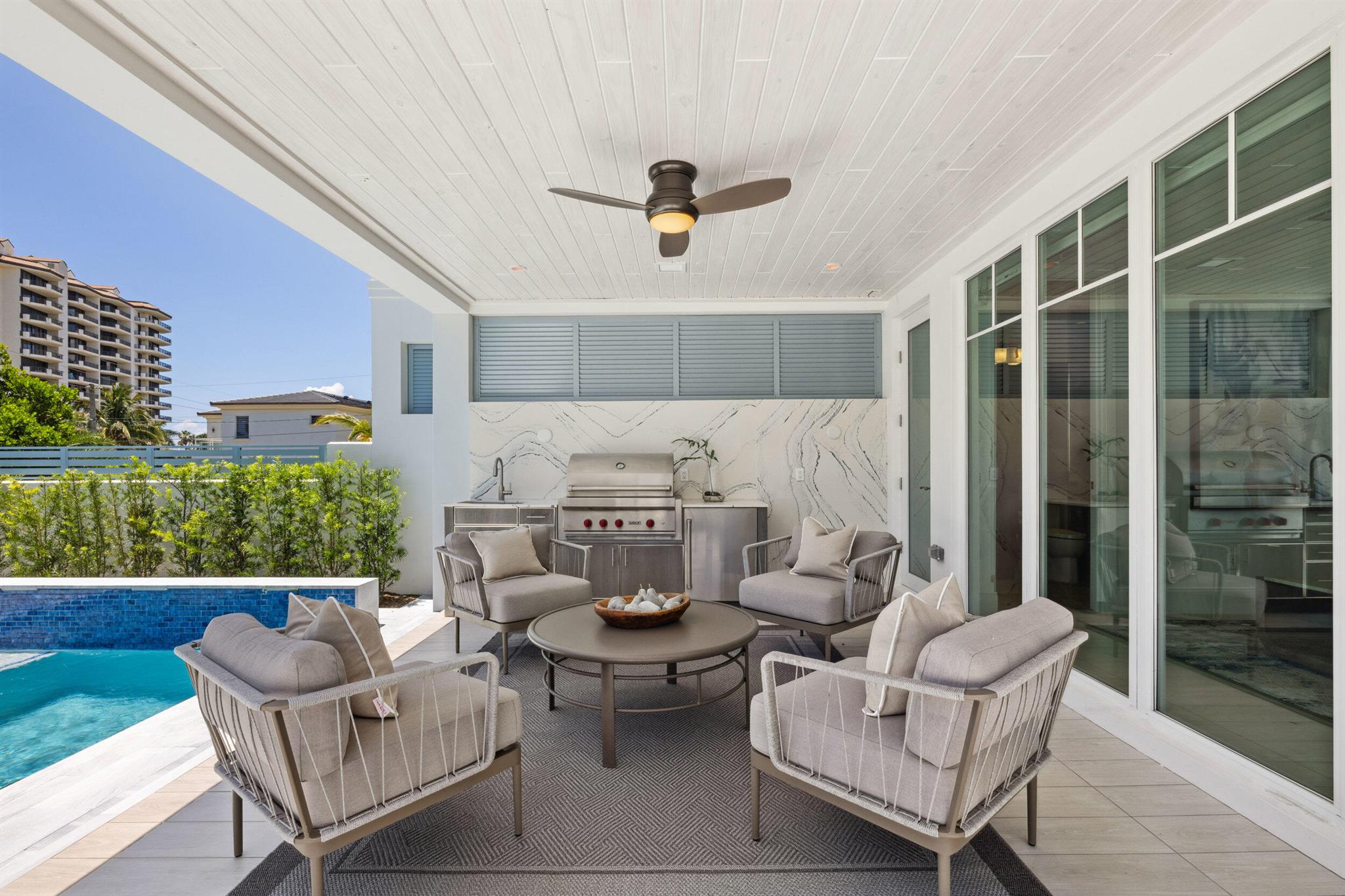 Image to showcase the property located at 461 Venus Drive 1