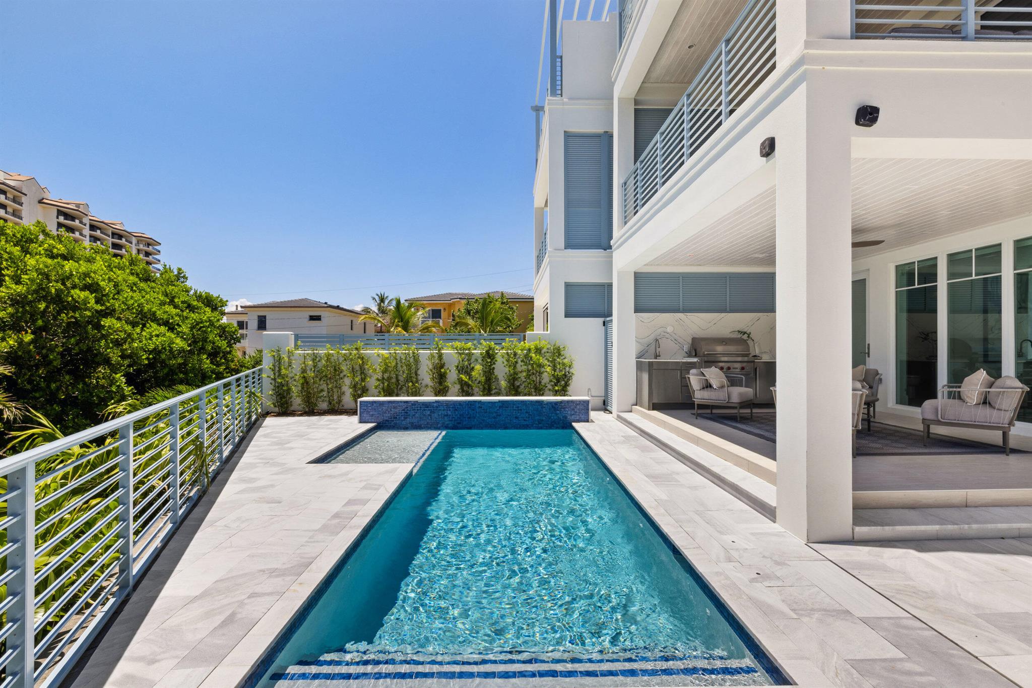 Image to showcase the property located at 461 Venus Drive 1