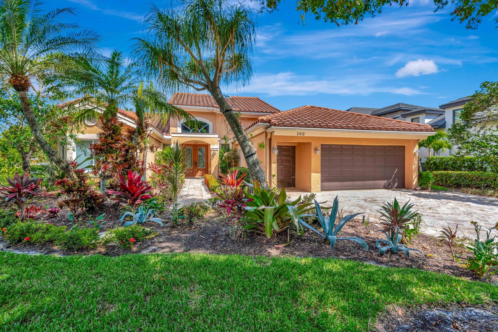 Image to showcase the property located at 102 Victory Drive