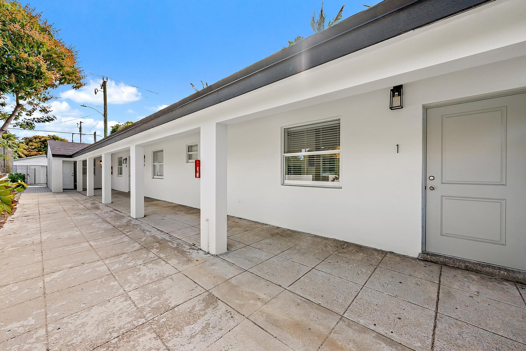 3808 Broadway, West Palm Beach, Florida 33407