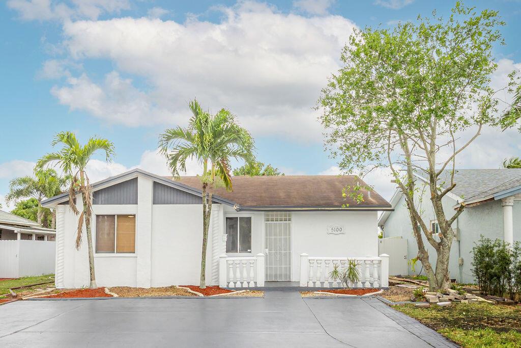 5100 195th Terrace, Miami Gardens, Florida 33055