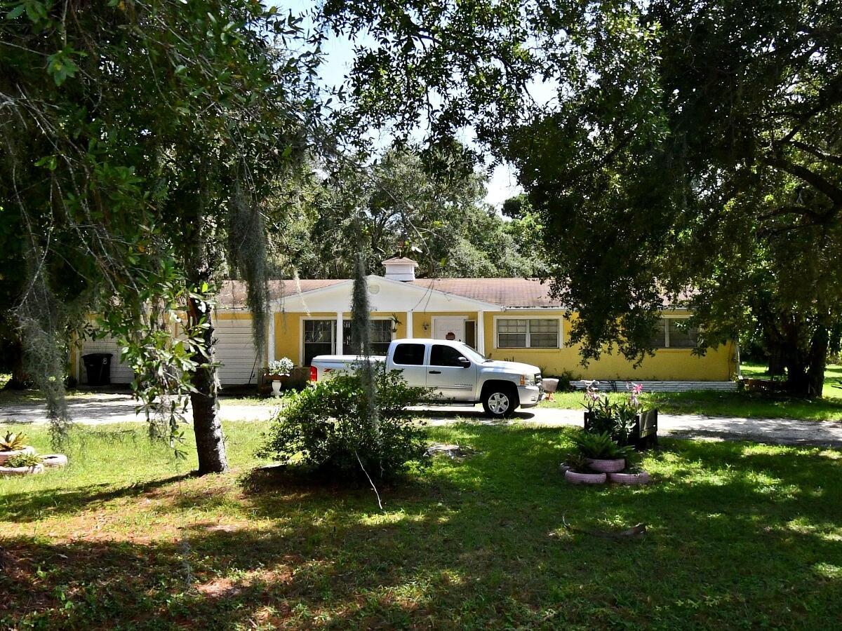 819 Tumblin Kling Road, Fort Pierce, Florida 34982