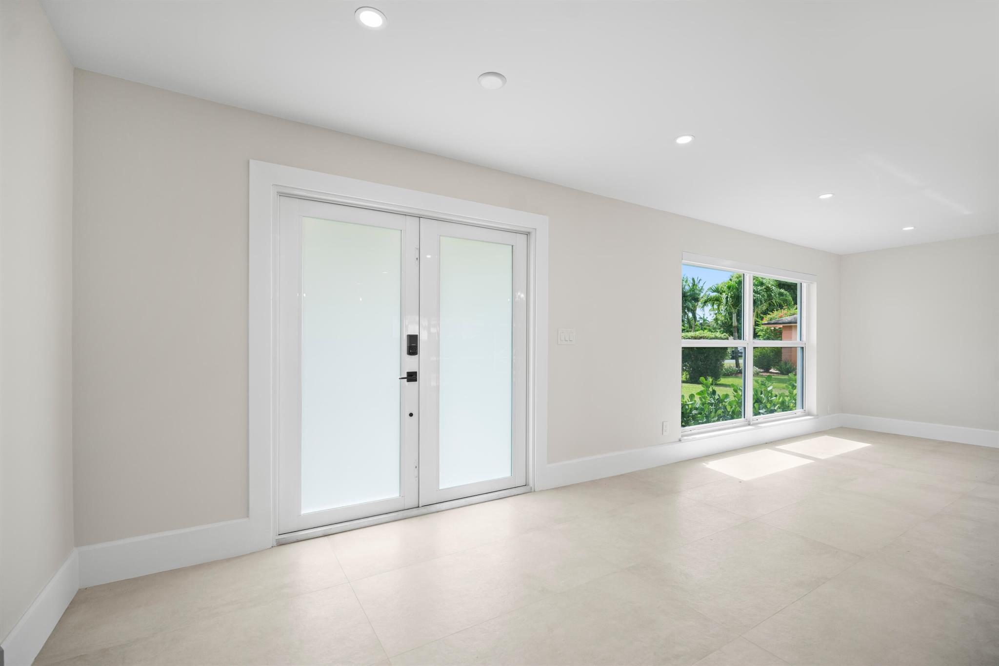 Image to showcase the property located at 77 Fairview E