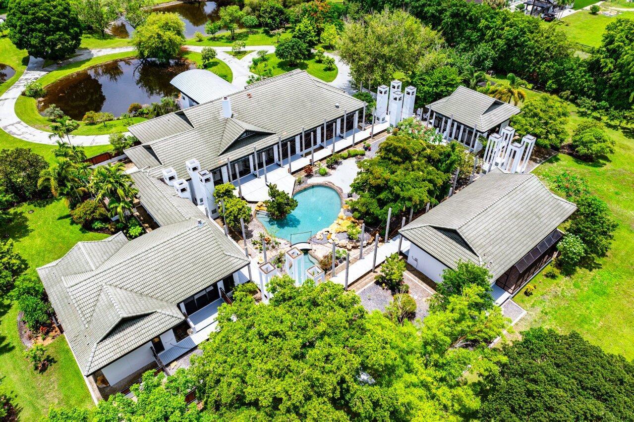 Photo of 8549 Surrey Lane, Boca Raton, FL 33496