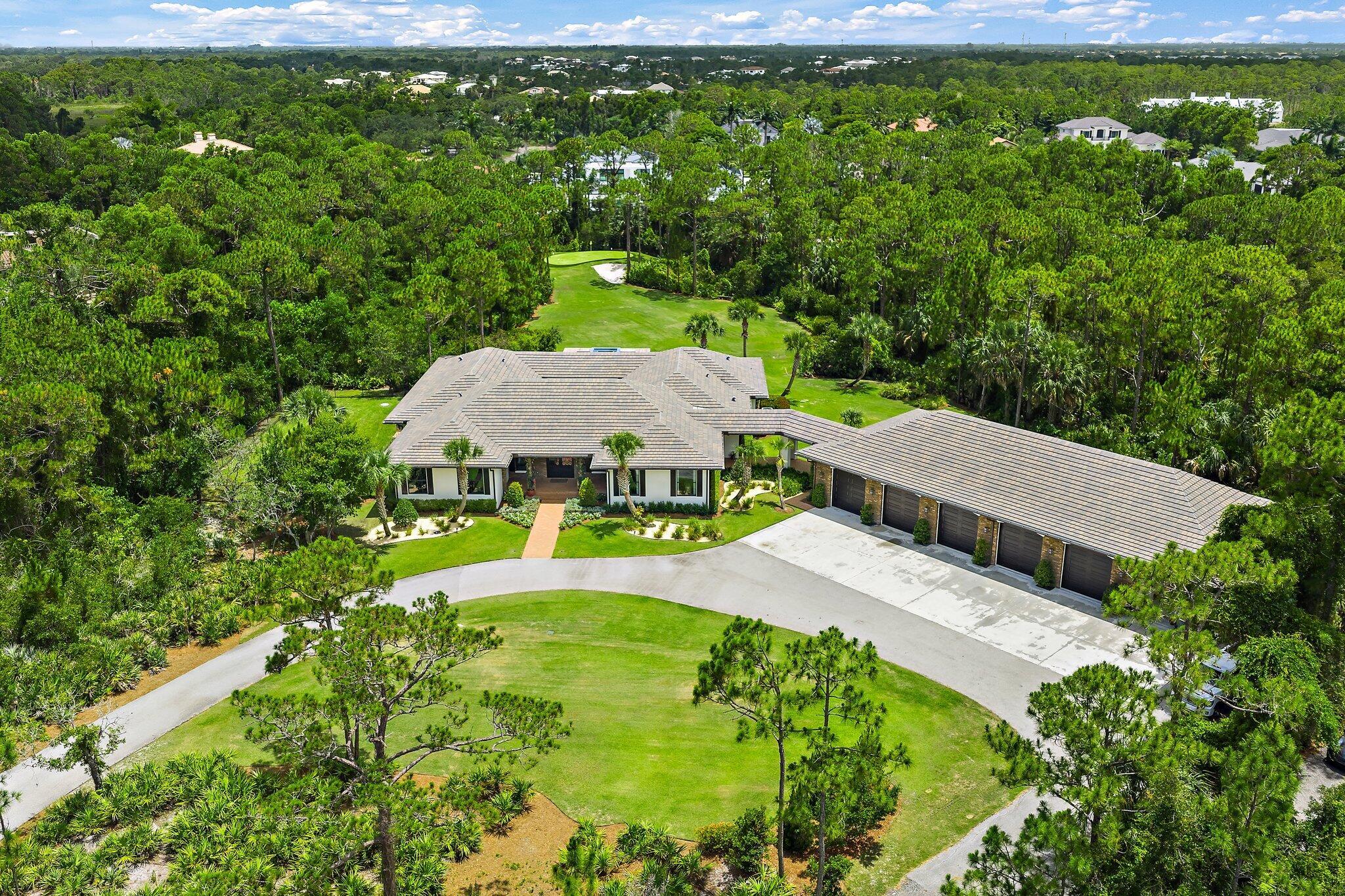 Image to showcase the property located at 18880 SE Castle Road