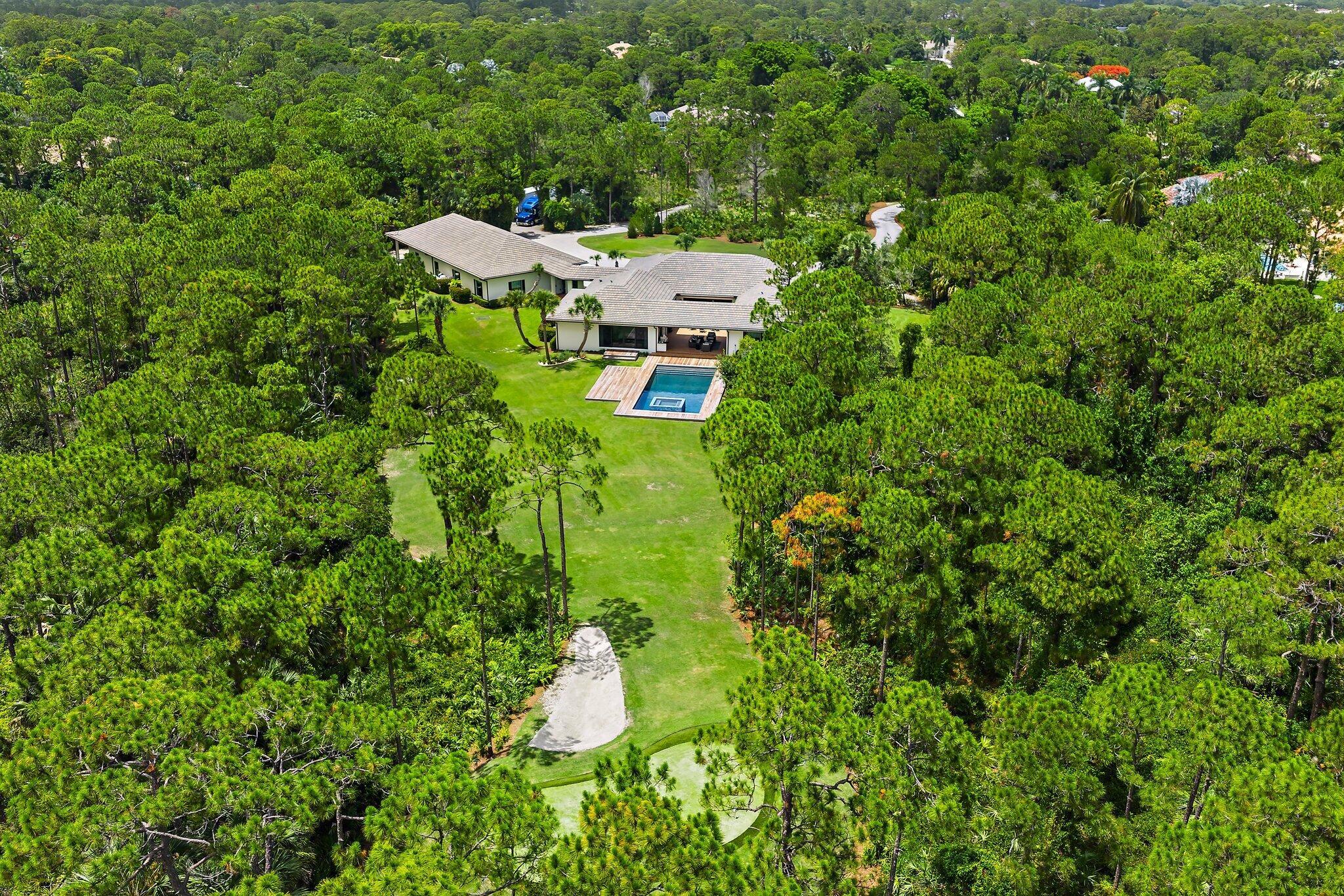 Image to showcase the property located at 18880 SE Castle Road