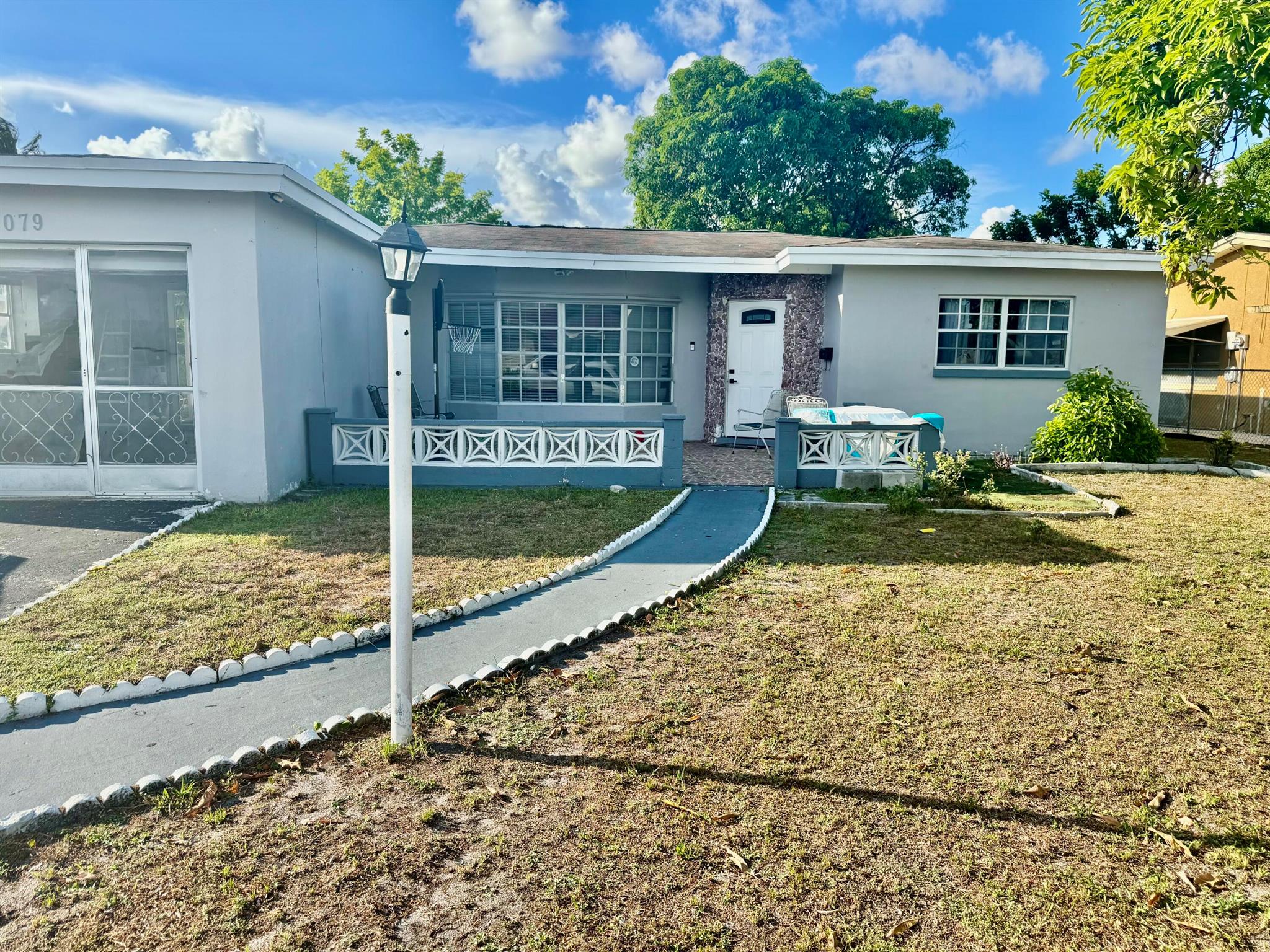 5079 41 Court, Lauderdale Lakes, Florida 33319