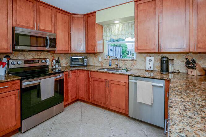 Image to showcase the property located at 45 Birch Place
