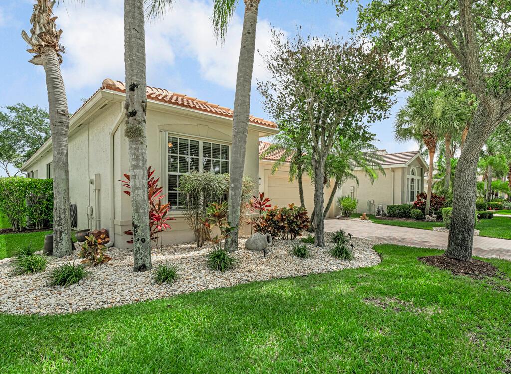 8793 Arbor Walk Drive, Lake Worth, Florida 33467
