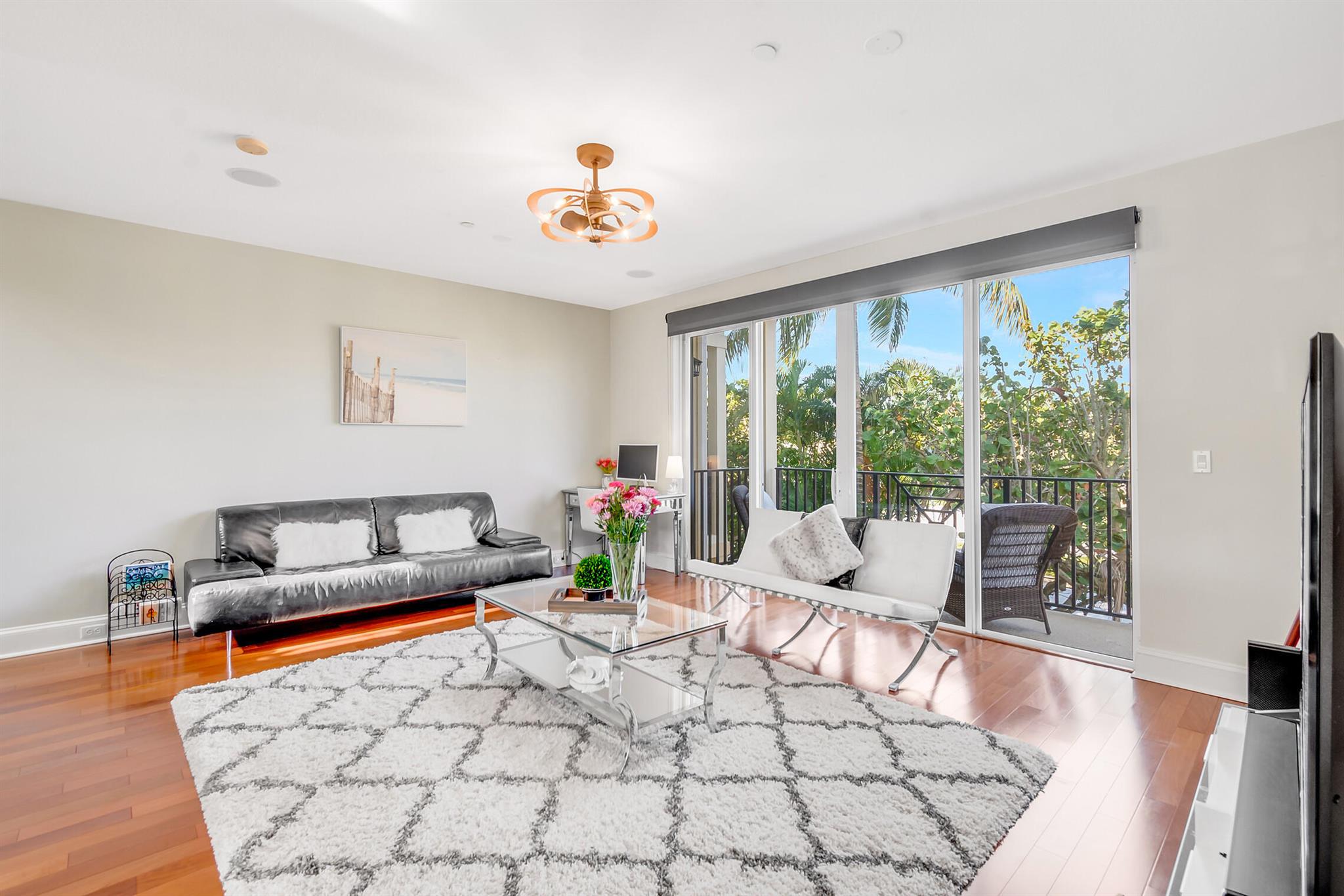 Image to showcase the property located at 437 Juno Dunes Way