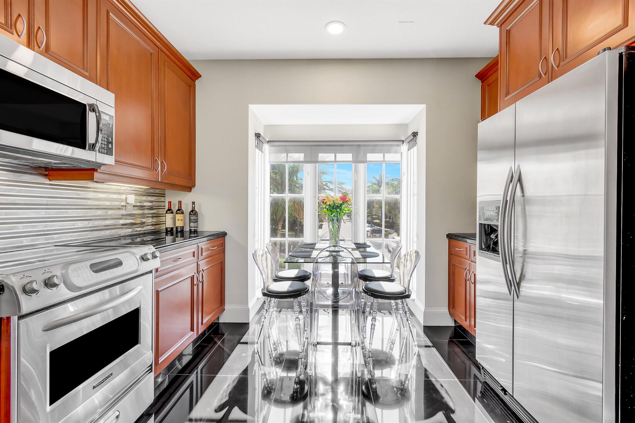 Image to showcase the property located at 437 Juno Dunes Way