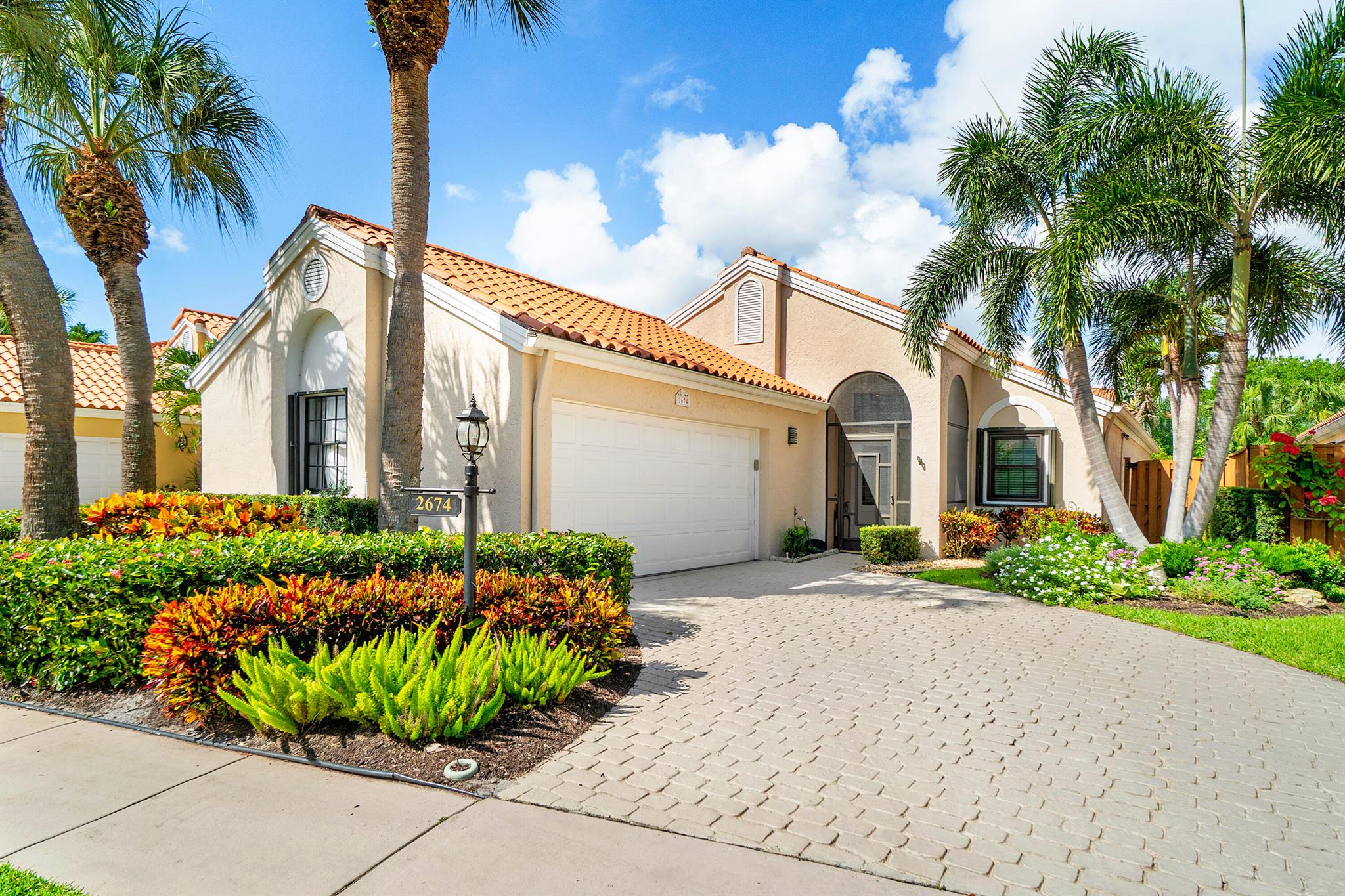 Located in the highly desirable Crystal Pointe Community in Palm Beach Gardens. This beautiful home is located within the 24hr manned gate, community which offers many amenities such as: Clubhouse, fitness room, community pool, tennis/pickleball courts, children's playground and more! Crystal Pointe is conveniently located just 10 SHORT minutes to the beach, min to the Gardens Mall and popular dining/entertainment destinations and about 20 min to airport. This single-family residence offering spacious interiors and has been meticulously looked after by one owner since it was built.