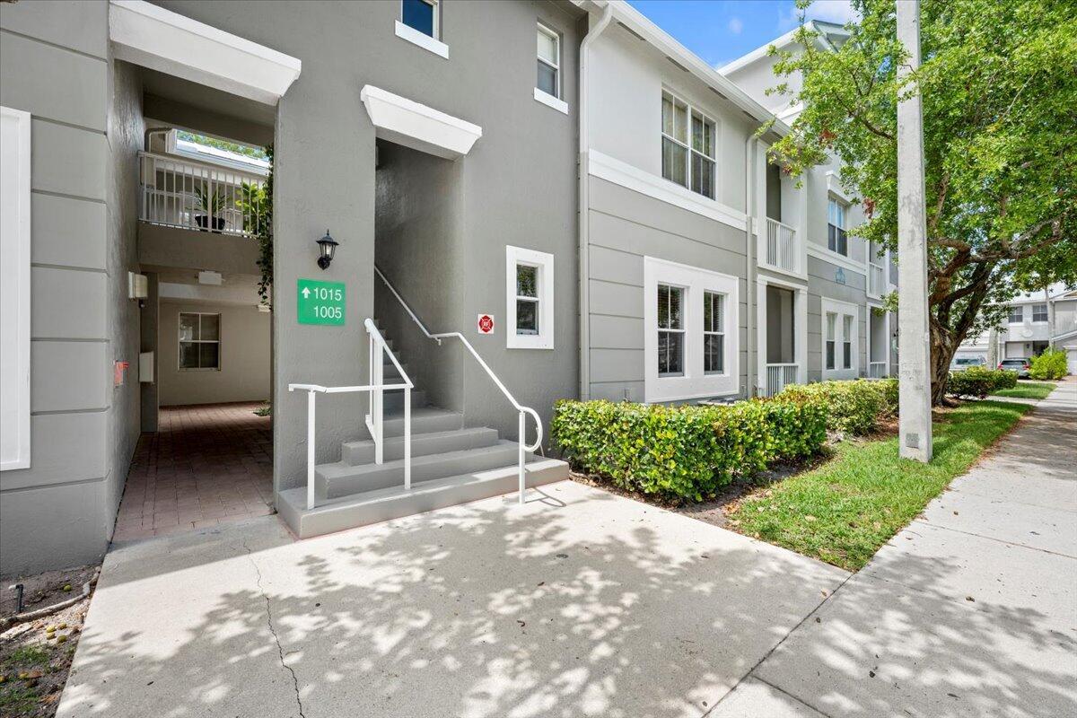 1005 Shoma Drive Unit , Royal Palm Beach, Florida 33414