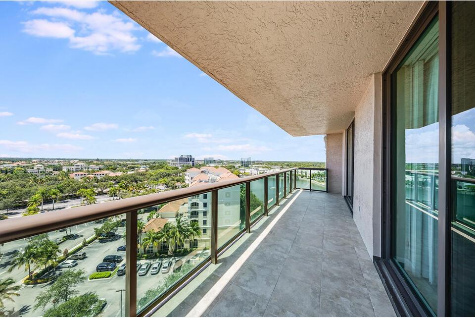 Image to showcase the property located at 3610 Gardens Parkway 1002a