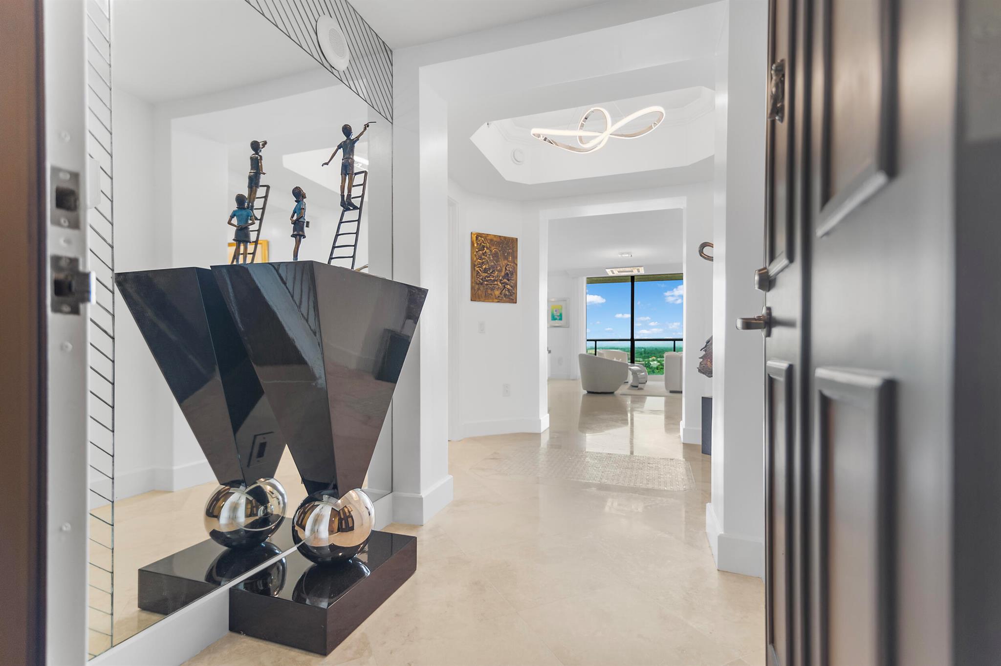 Image to showcase the property located at 3610 Gardens Parkway 1002a