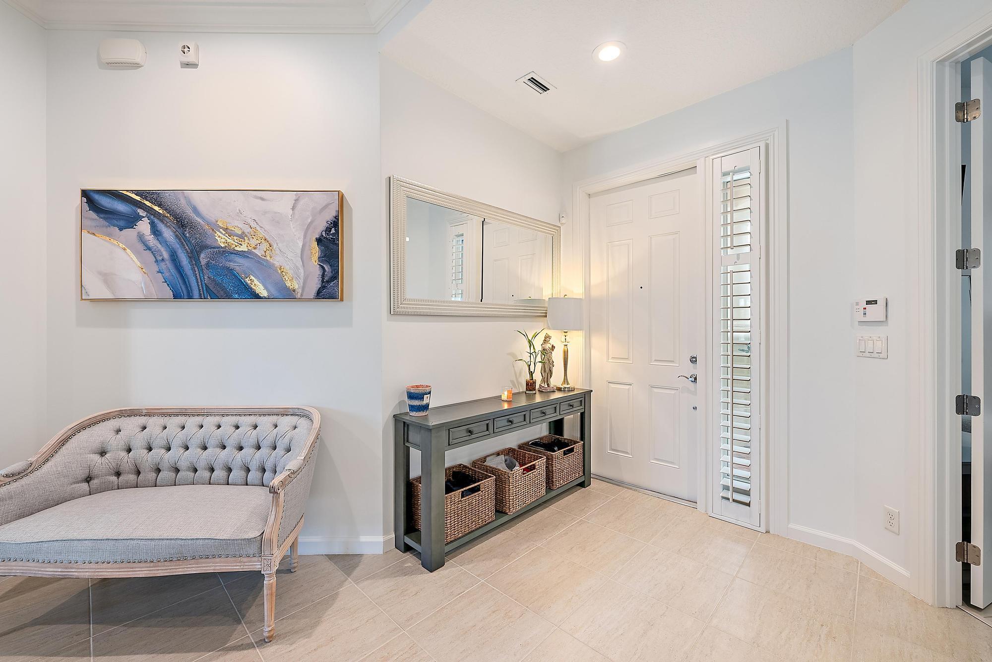 Image to showcase the property located at 115 Tresana Boulevard 35