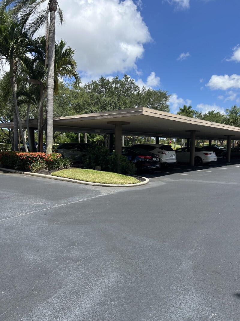 5257 Fountains Drive Unit 105, Lake Worth, Florida 33467