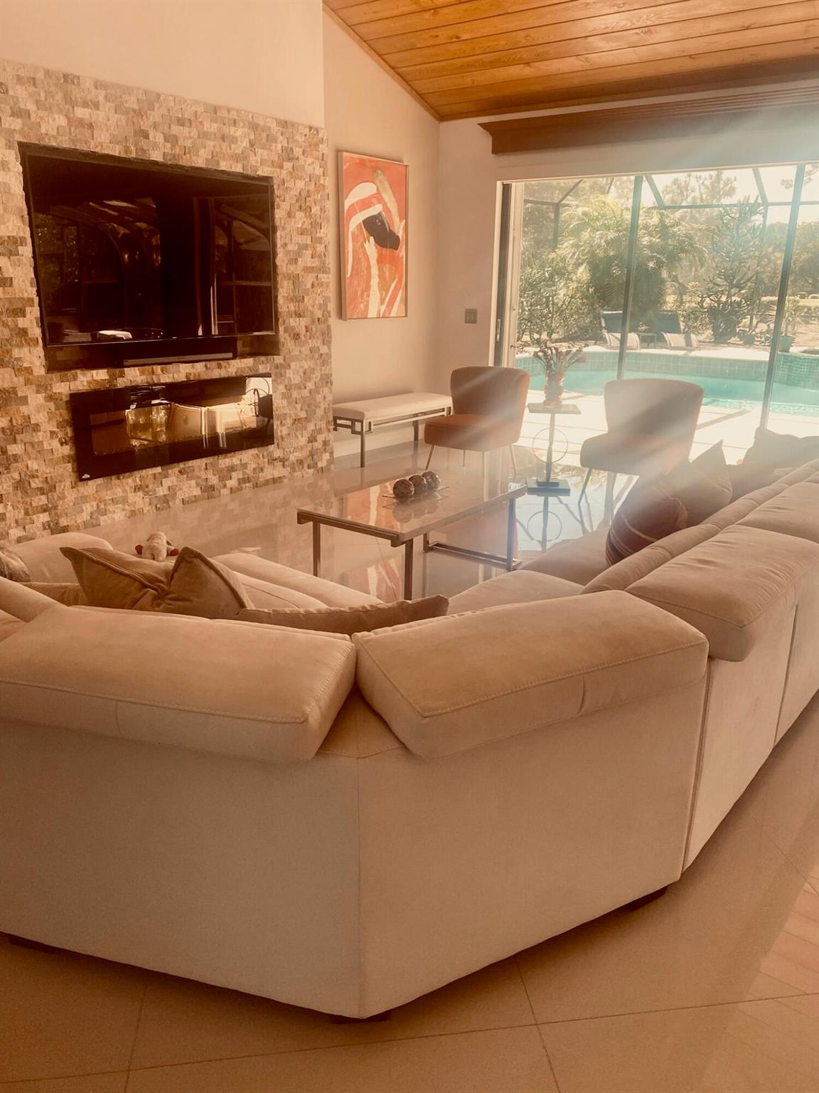 Image to showcase the property located at 10571 Boca Woods Lane