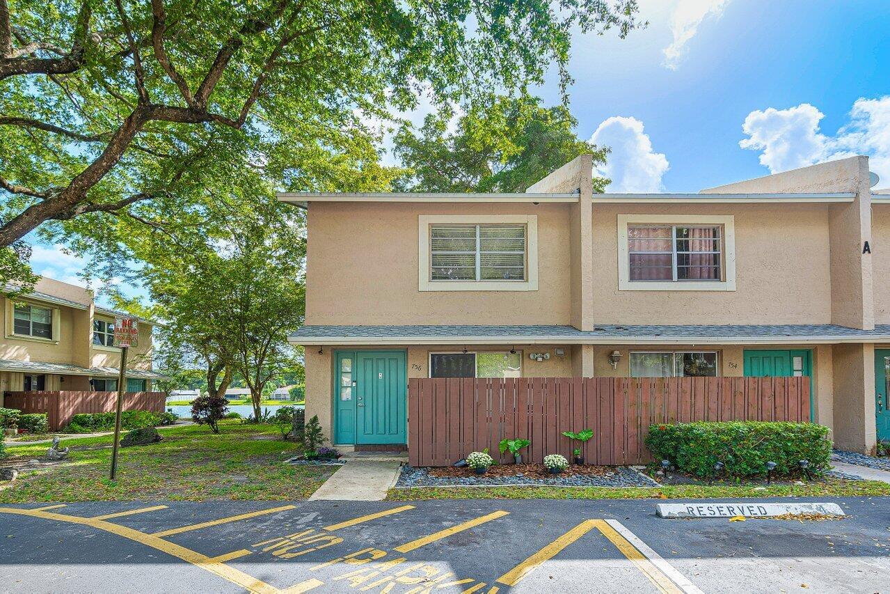 756 Banks Road Unit , Coconut Creek, Florida 33063