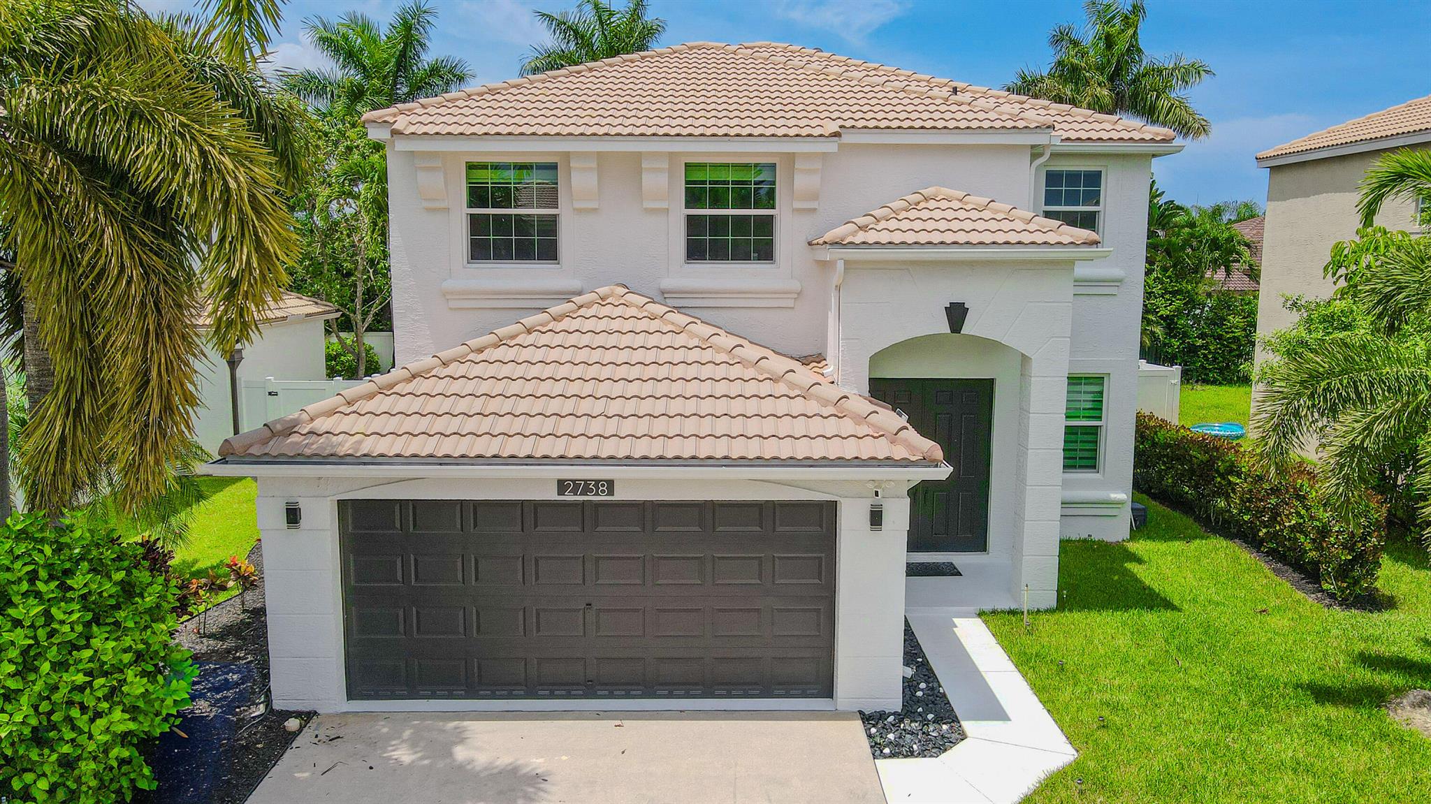 2738 Misty Oaks Circle Royal Circle, Royal Palm Beach, Florida 33411