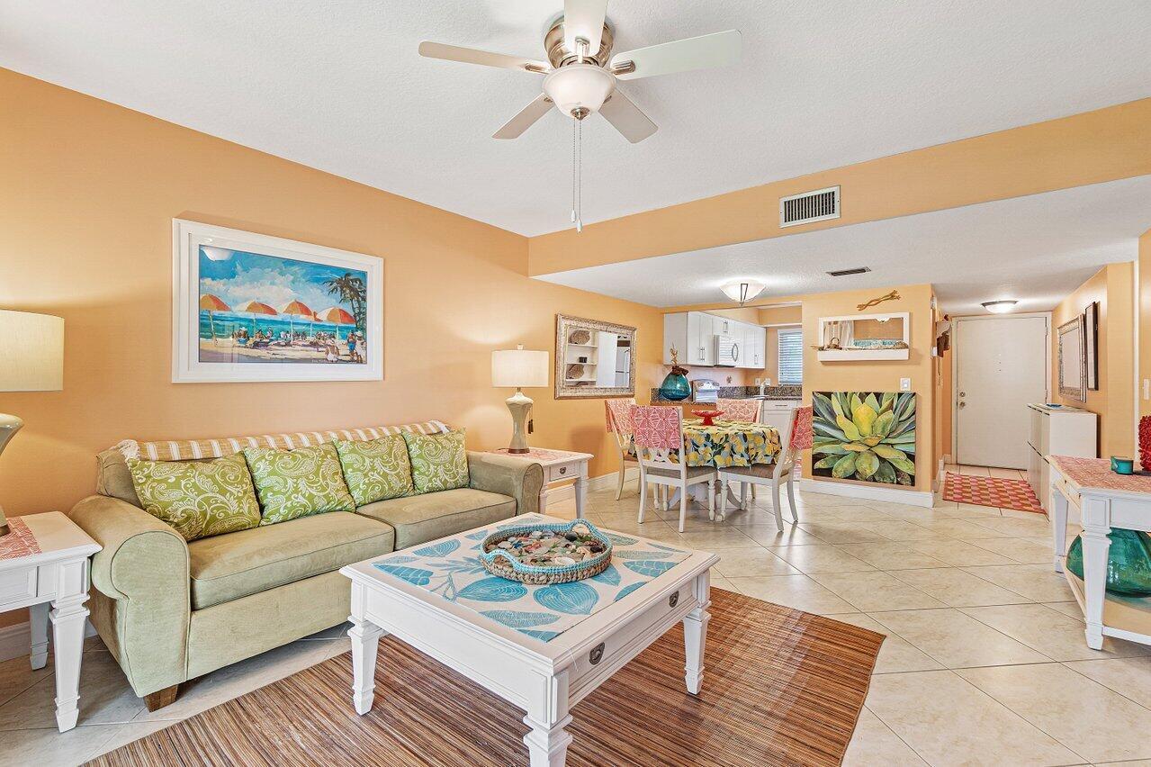Image to showcase the property located at 18081 SE Country Club Drive 15-149